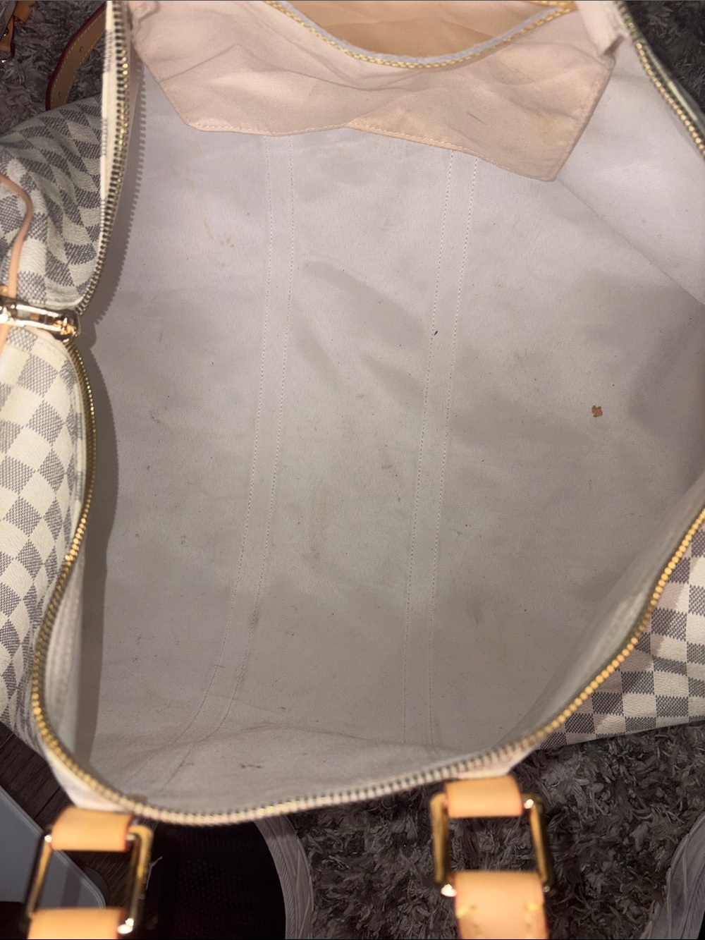 Lv Duffle Bag and Tote White and Cream Tote with Pouch - Picture 8 of 13